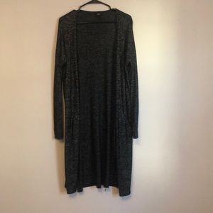 Great black and grey cardigan!